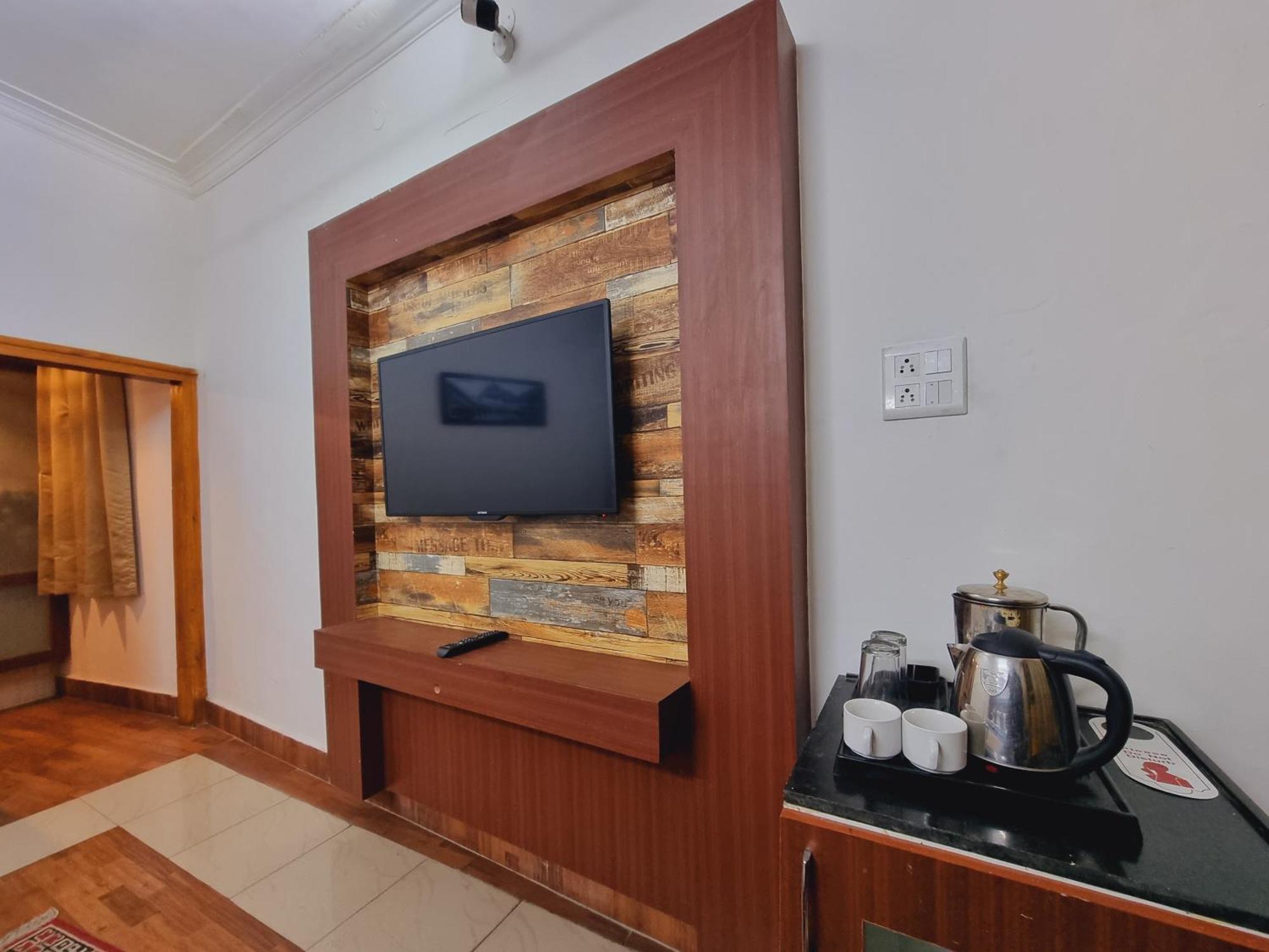 Wow Hotels Green View Dalhousie Ngoại thất bức ảnh